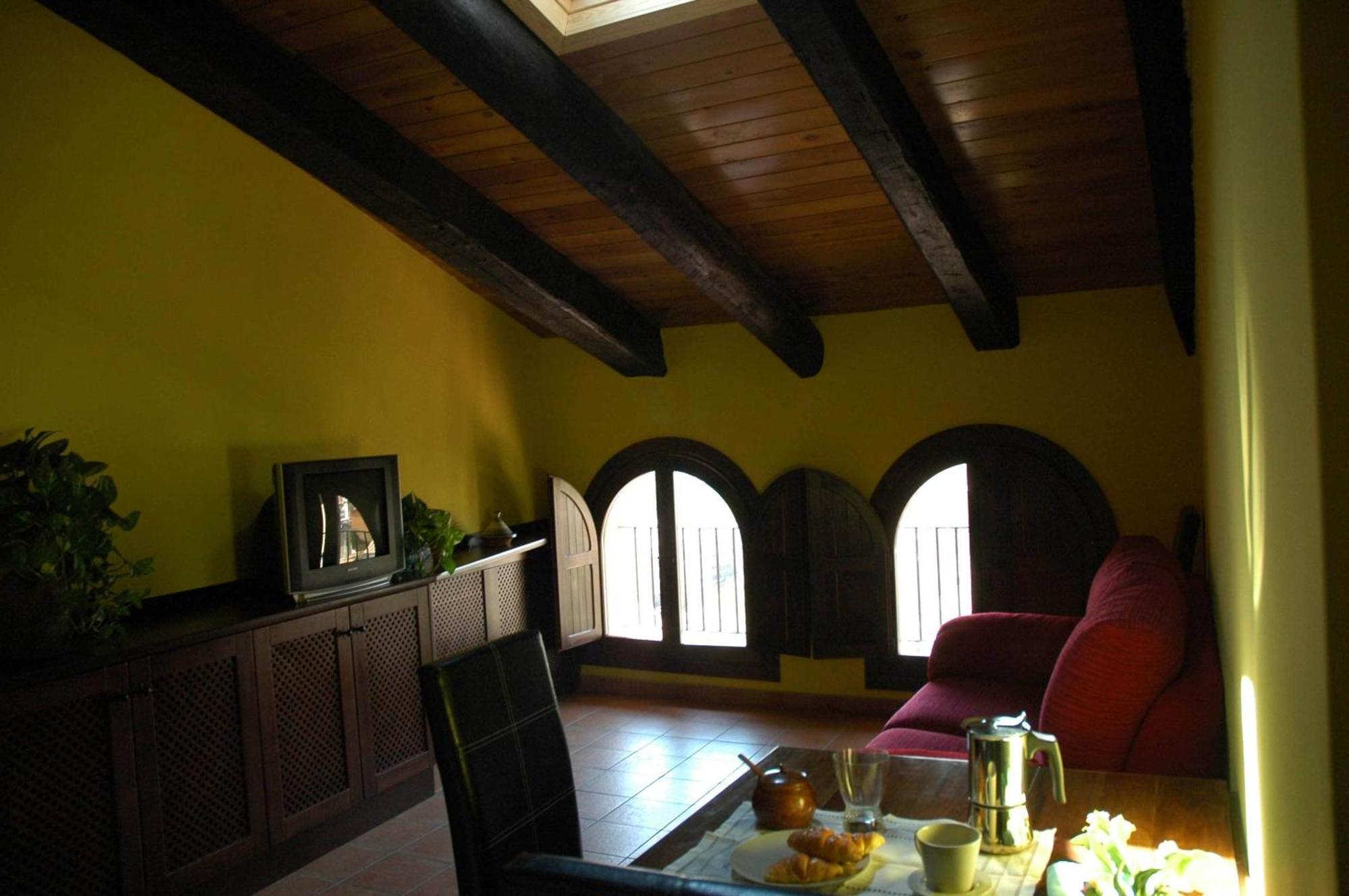 Apartamentos El Canonigo De Teruel Exterior photo